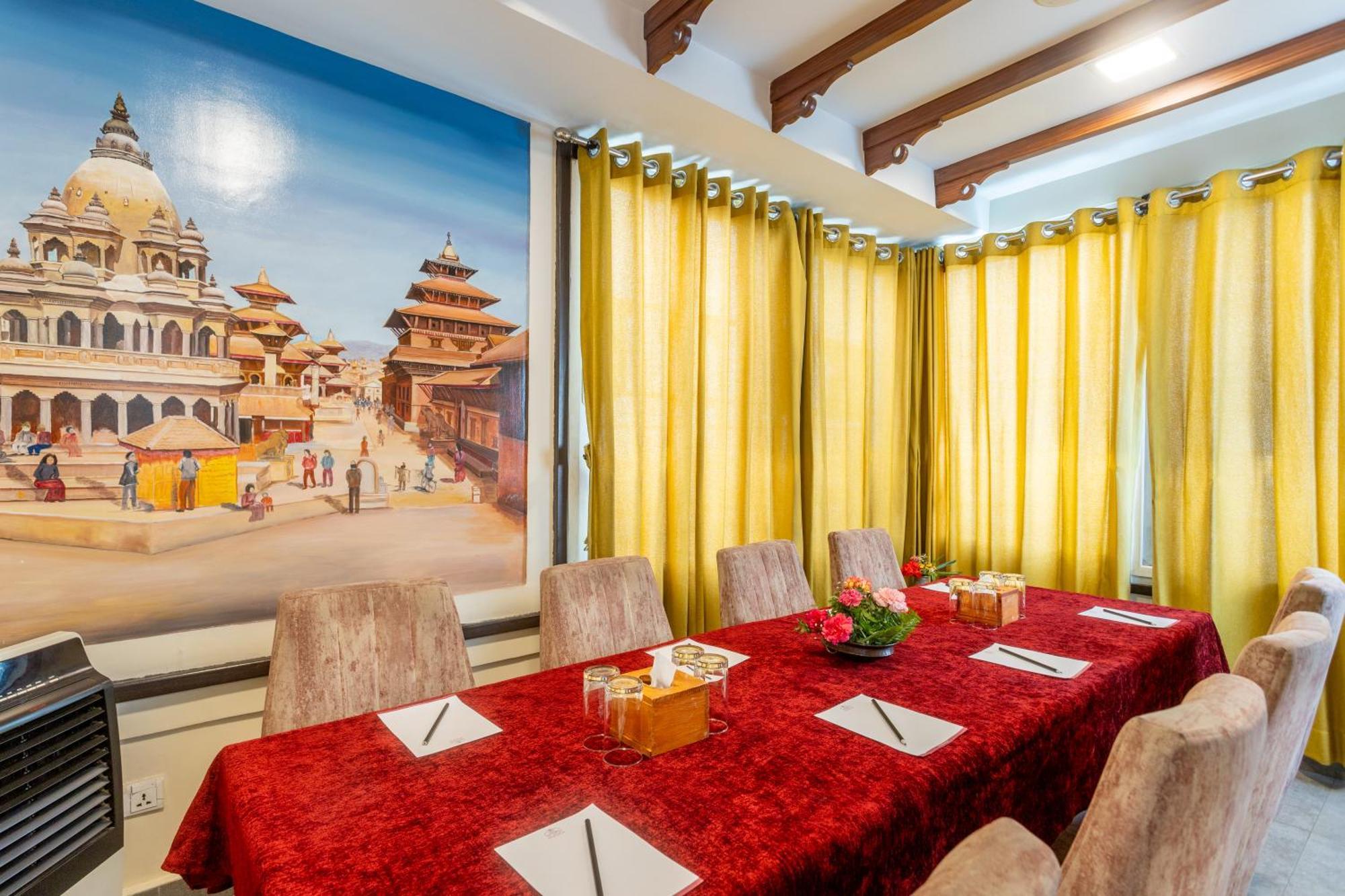 Hotel Kutumba Lalitpur Eksteriør bilde